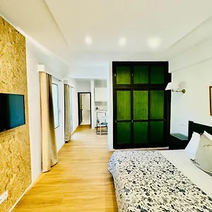 https://apart-hotel-vale-mar.madeira-islandshotels.com